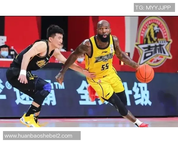 孙铭徽：从青涩新星到篮球场上的领军人物之路探秘